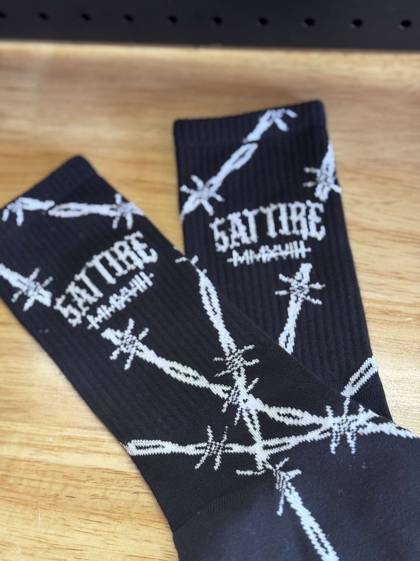 BARB SOCKS